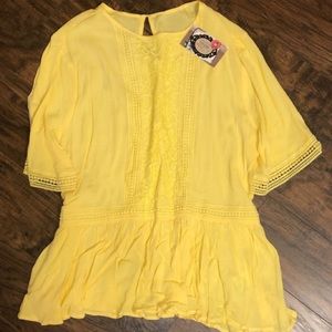 Women’s boutique top